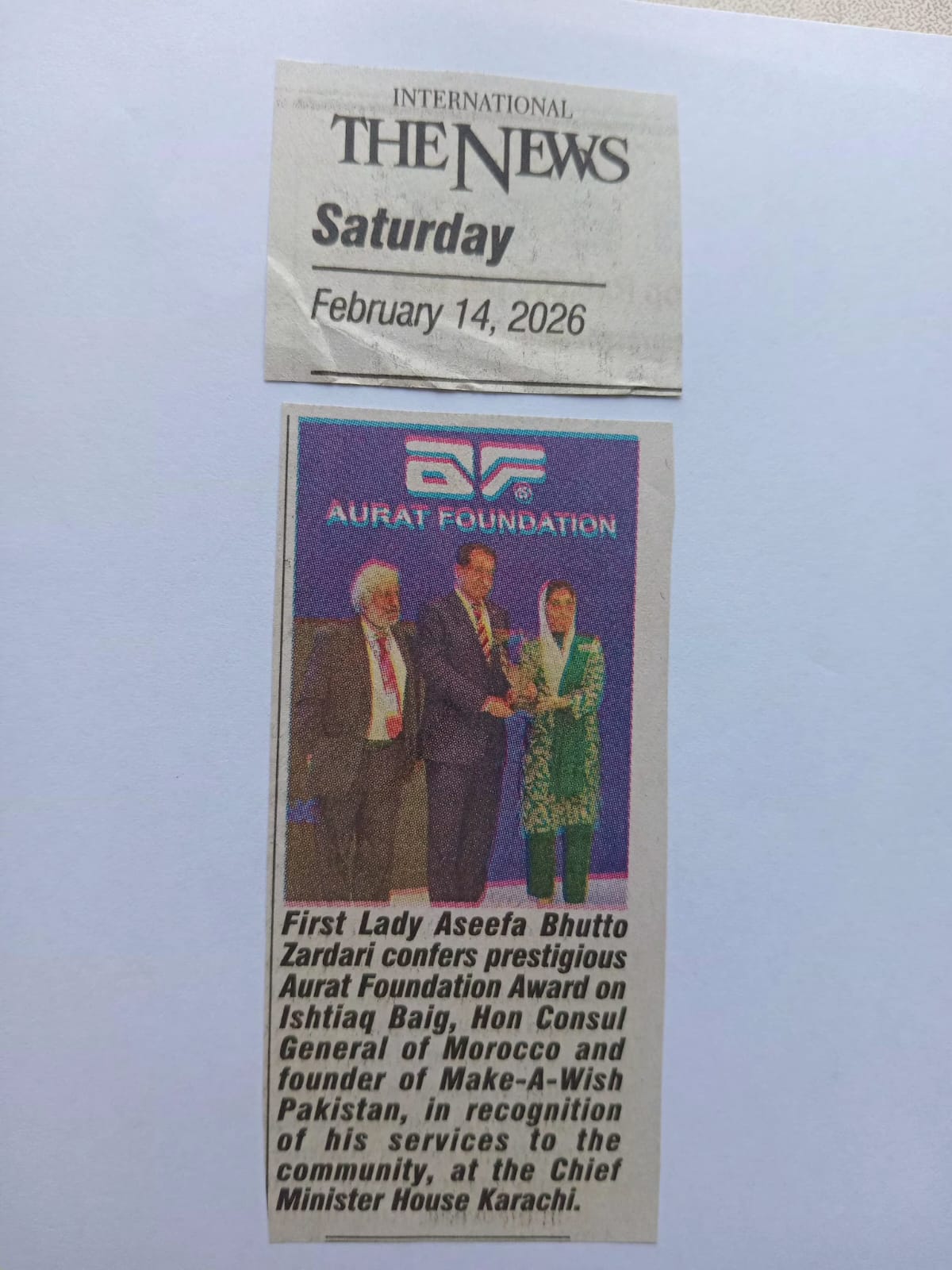 First Lady Aseefa Bhutto Zardari Conveys Prestigious Aurat Foundation Award to Ishtiaq Baig - The International News